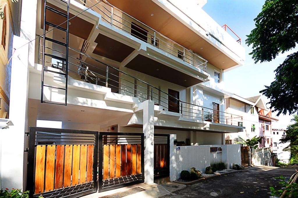 Bluewaves Westcliff Villa Balabag  Exterior photo